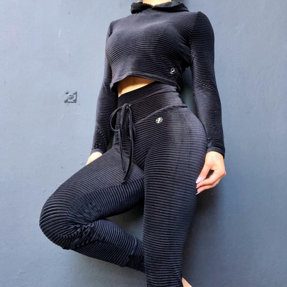 PRICE DROP!! ABS2B NWOT /Blk Ribbed Soft Velour Joggers/Sz XL/Scrunched Booty